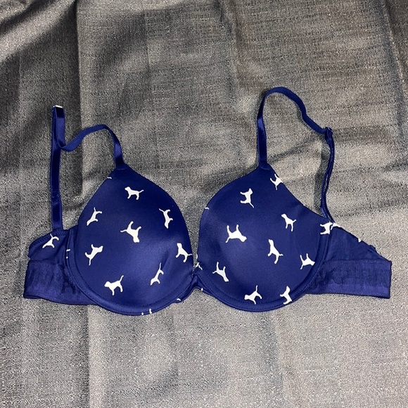 PINK bra - size 32C - Picture 1 of 3